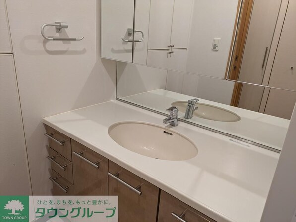 ガーデンズ国立東館の物件内観写真